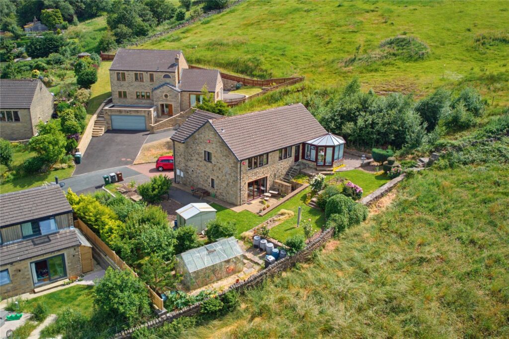 Downing Street, Linthwaite, Huddersfield, HD7 5PU