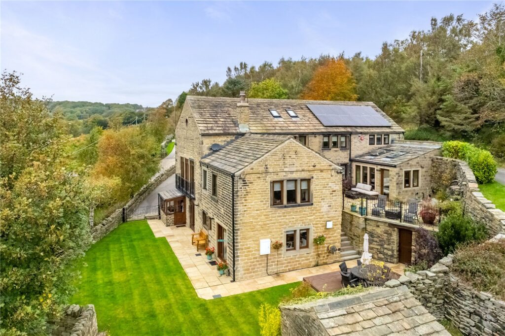 Crosland Edge, Meltham, Holmfirth, HD9 5RS