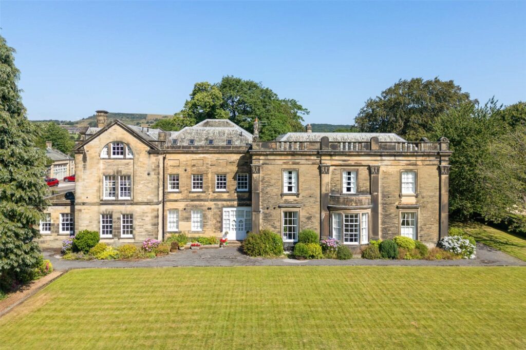 Meltham Hall, Huddersfield Road, Meltham, HD9 4BQ