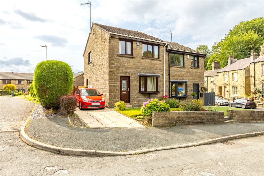 Crowther Close, Slaithwaite, Huddersfield, HD7 5DF