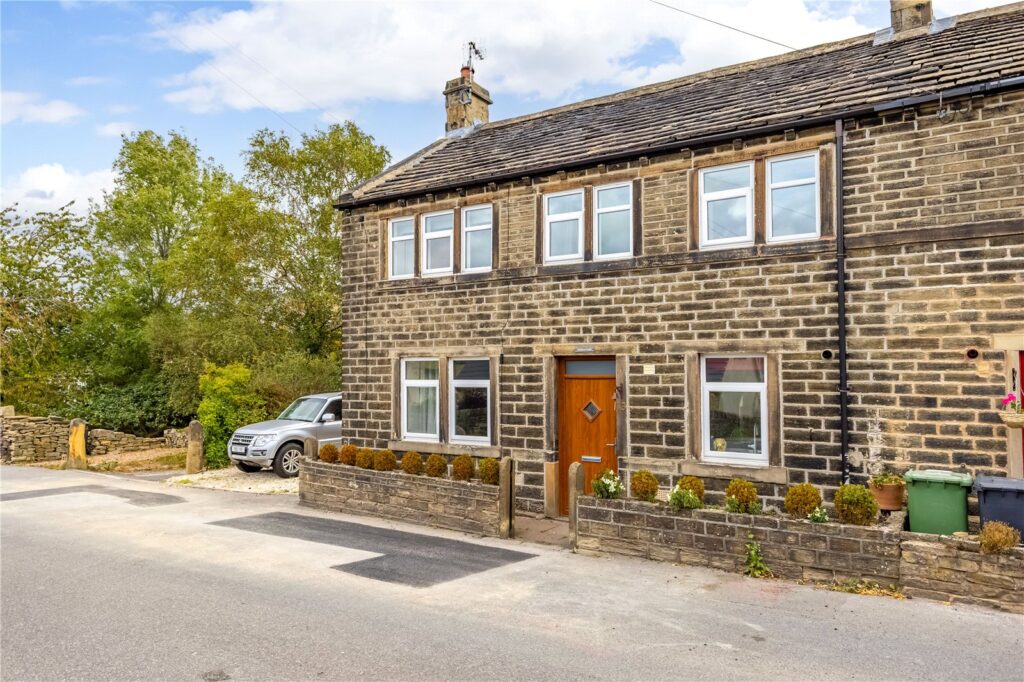 Heys Road, Thongsbridge, Holmfirth, HD9 7SF