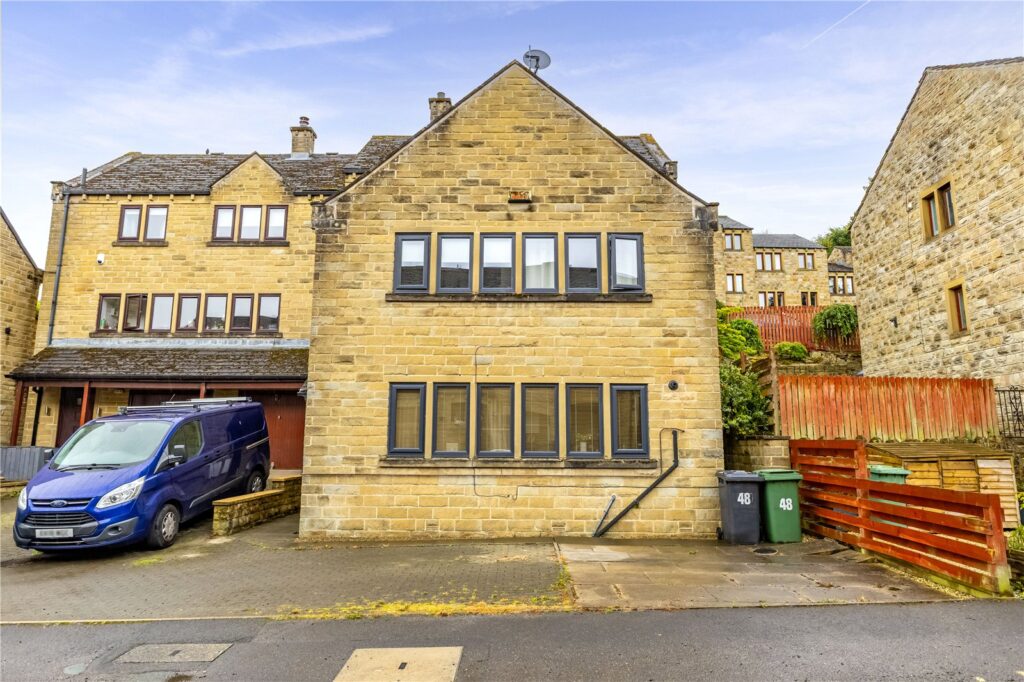 Dean Brook Road, Netherthong, Holmfirth, HD9 3UF