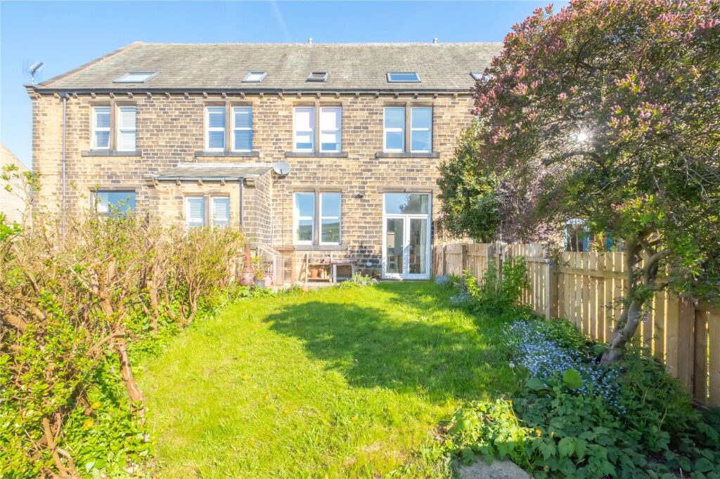 Olney Street, Slaithwaite, Huddersfield, HD7 5EG