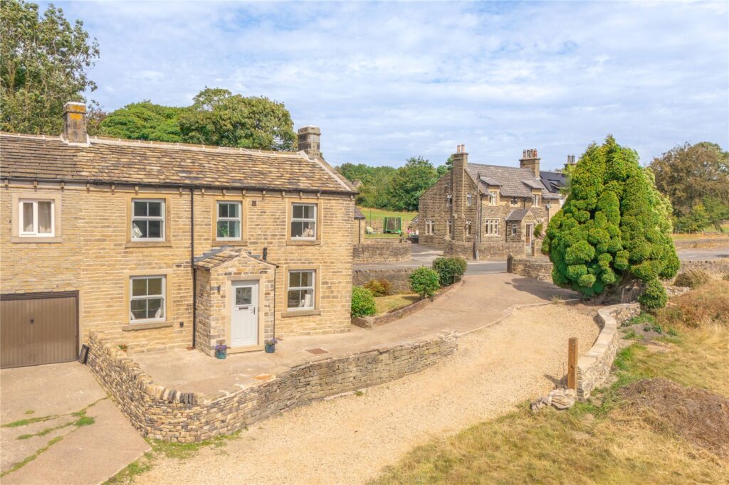 Helme Lane, Meltham, Holmfirth, HD9 5RL