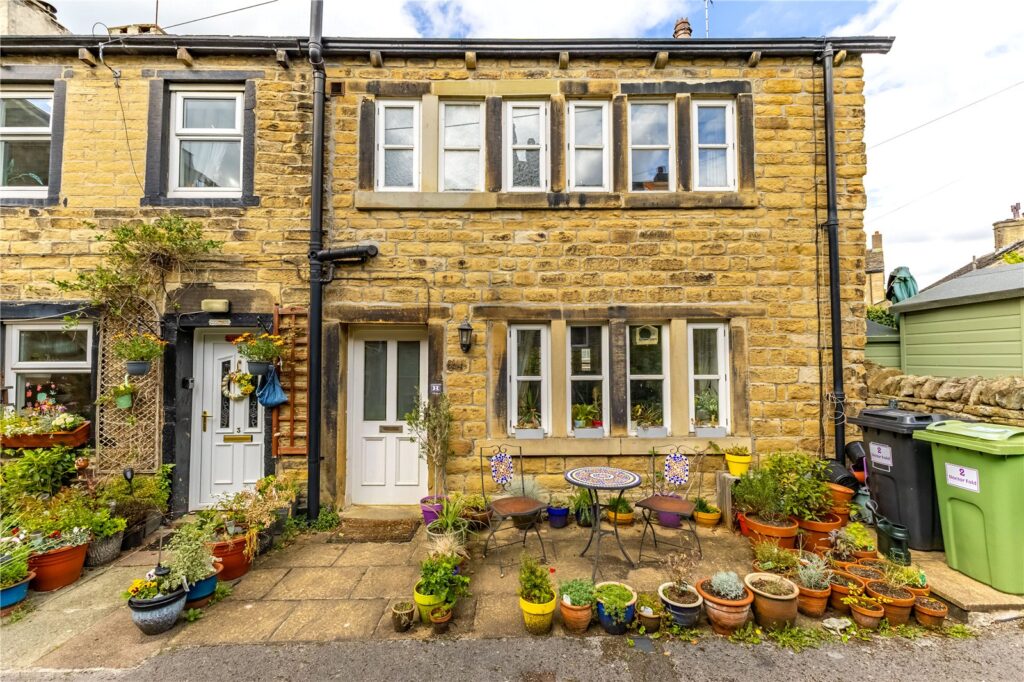 Doctor Fold, Honley, Holmfirth, HD9 6BB