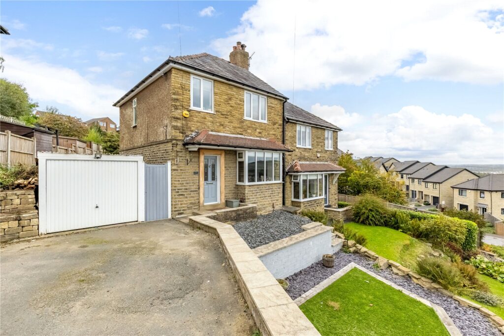 Bank End Lane, Almondbury, Huddersfield, HD5 8ES
