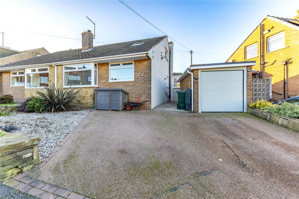 Heights Drive, Linthwaite, Huddersfield, HD7 5SU