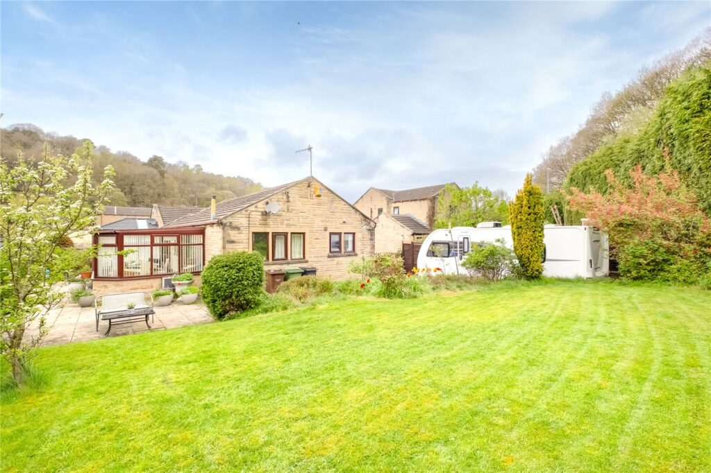 River Holme View, Brockholes, Holmfirth, HD9 7BP