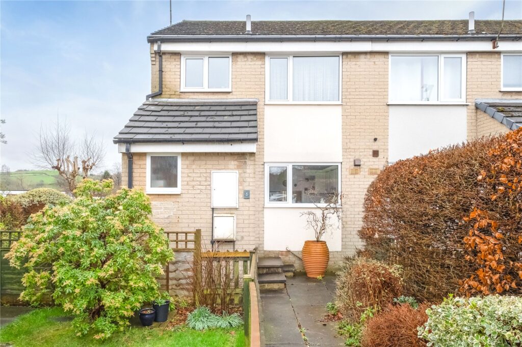 Bromley Avenue, Holmfirth Road, New Mill, Holmfirth, HD9 7NL