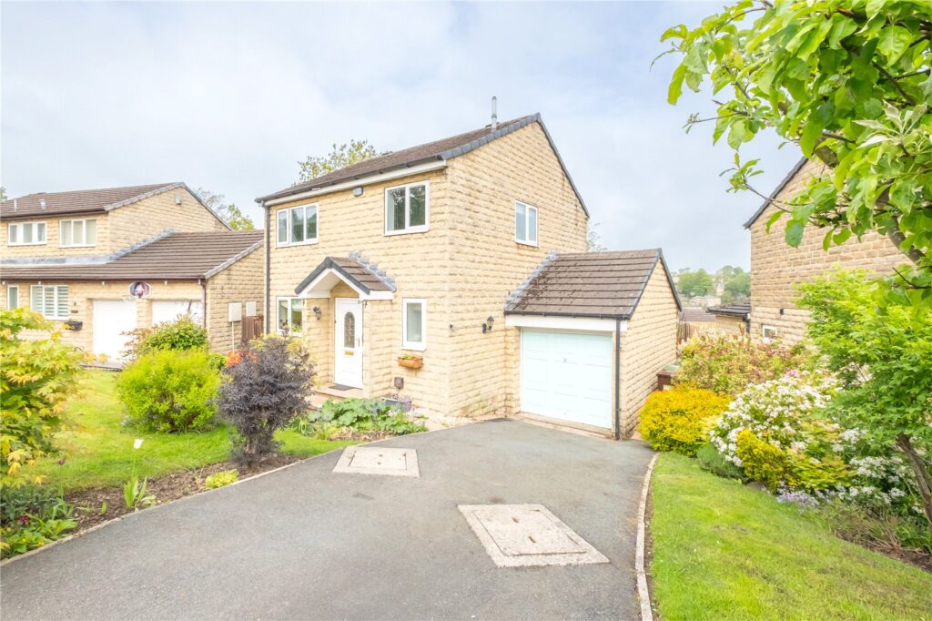 Longlands Bank, Thongsbridge, Holmfirth, HD9 7HR