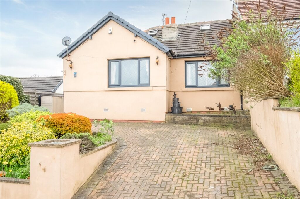 Felcote Avenue, Dalton, Huddersfield, HD5 8DR