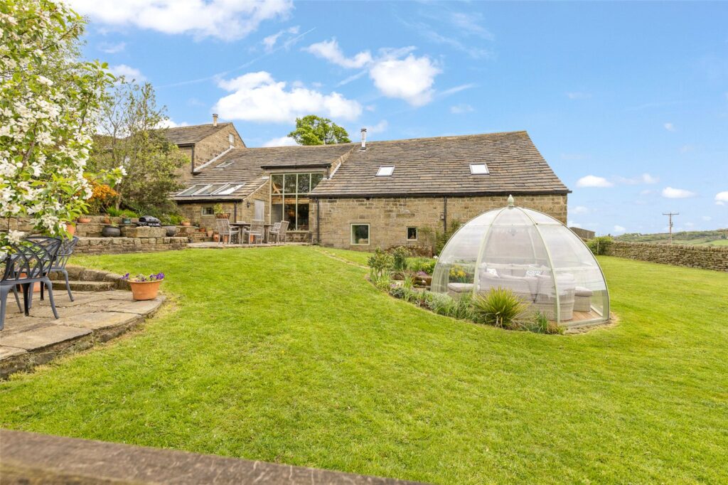 Royd Lane, Millhouse Green, Sheffield, S36 9NY