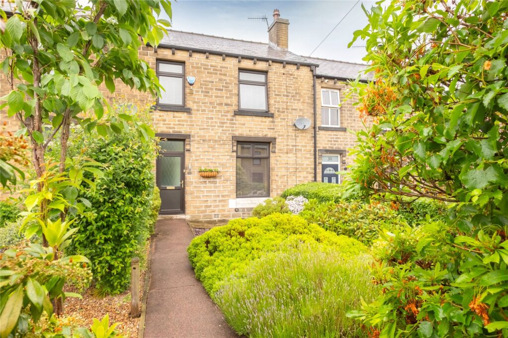 Hazel Grove, Linthwaite, Huddersfield, HD7 5TQ