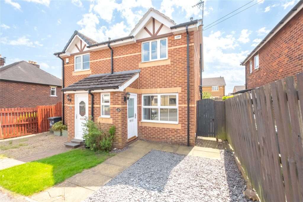 Marina Terrace, Golcar, Huddersfield, HD7 4RA