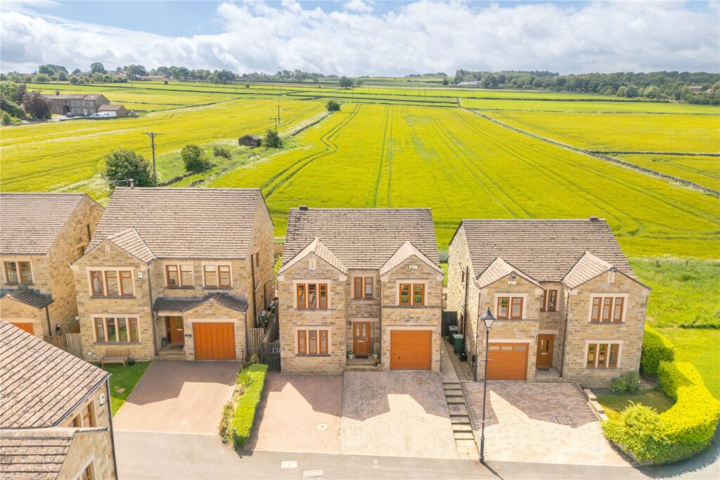 Broadacres, Honley, Holmfirth, HD9 6ND