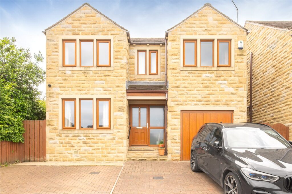 Honey Head Lane, Honley, Holmfirth, HD9 6RW