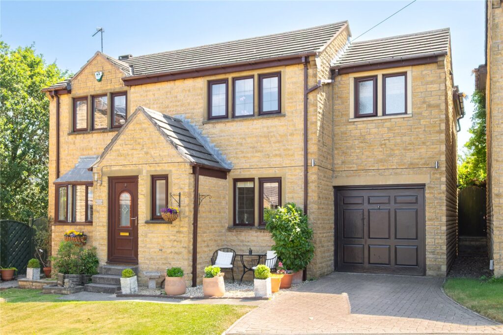 Croft Court, Honley, Holmfirth, HD9 6HB