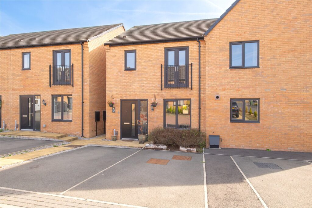 Smithy Way, Lindley, Huddersfield, HD3 3ZD
