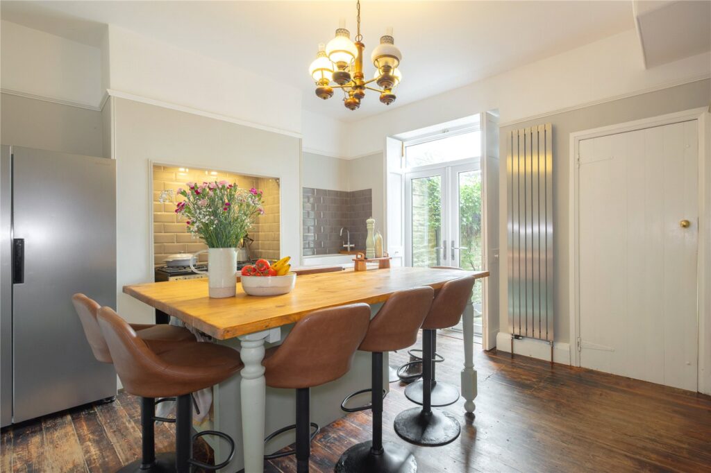 Cowlersley Lane, Cowersley, Huddersfield, HD4 5UJ