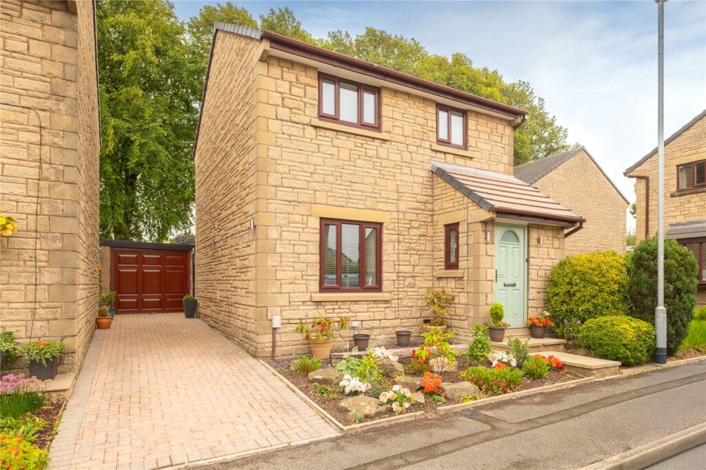 Howard Way, Meltham, Holmfirth, HD9 4NW