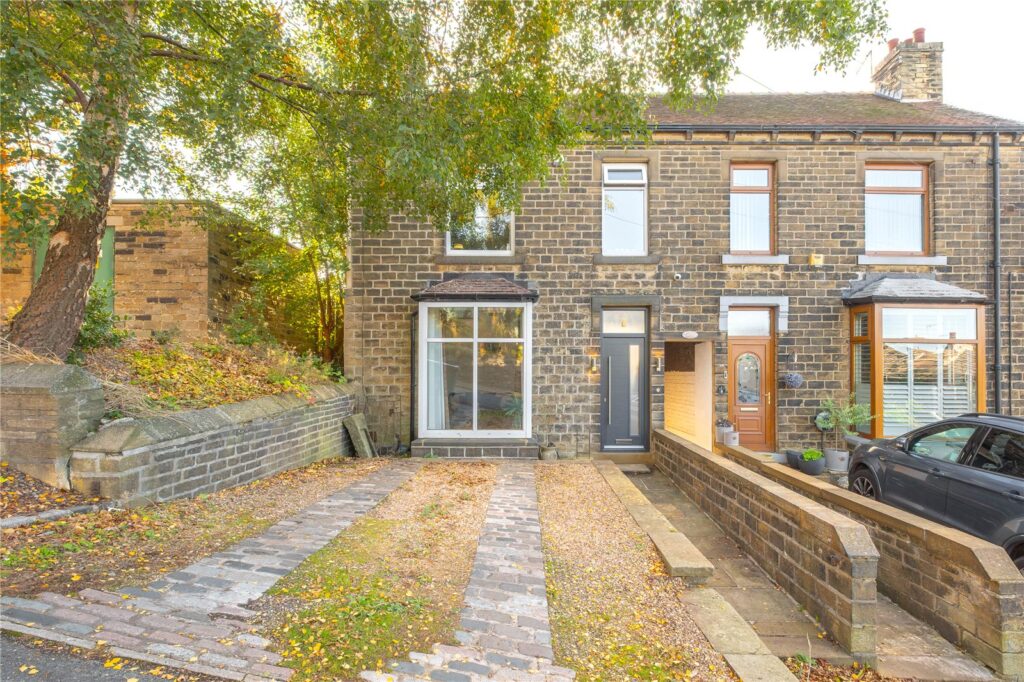 Church Avenue, Linthwaite, Huddersfield, HD7 5RH